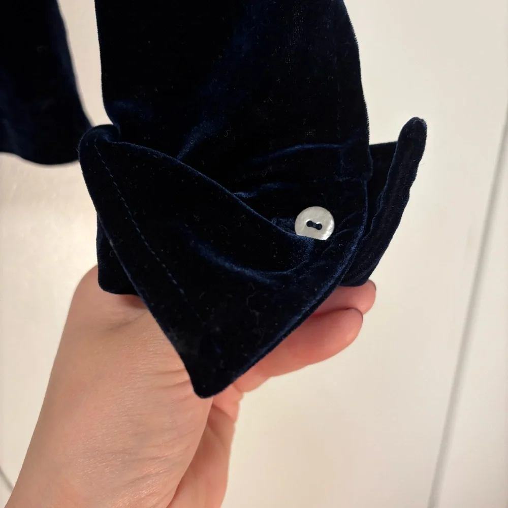 Beautiful vintage lush deep blue velour button up shirt size M - Picture 5 of 8
